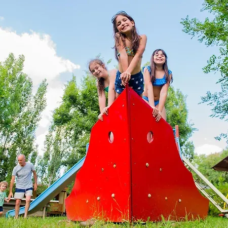Vacanceselect Mobil Homes - Camping Freetime Campsite